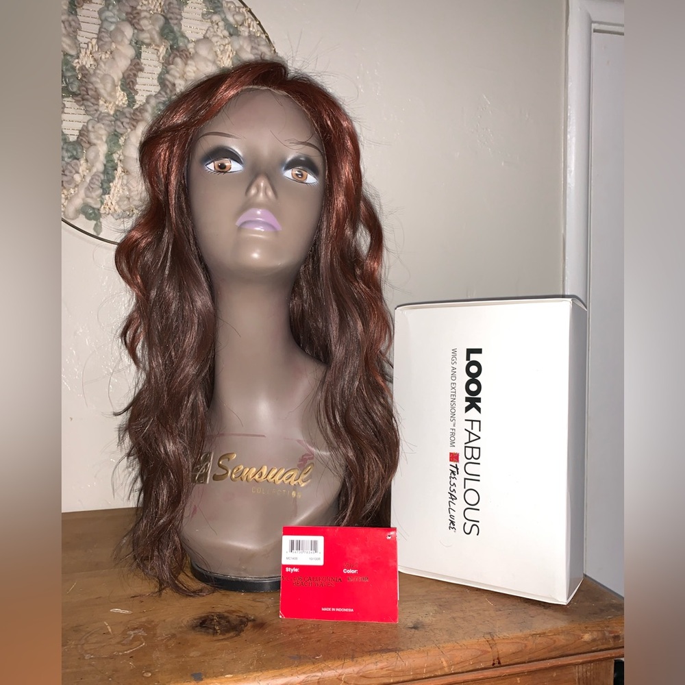 Tressalure California beach waves wig - Picture 3 of 15